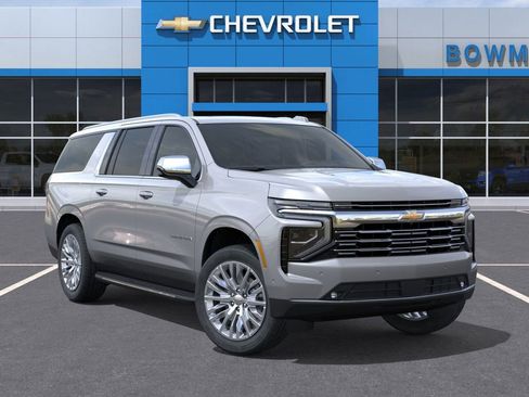 New 2026 Chevrolet Suburban Premier image 7