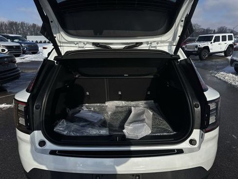 New 2026 Volvo EX30 Ultra w/ Protection Package Premier image 26