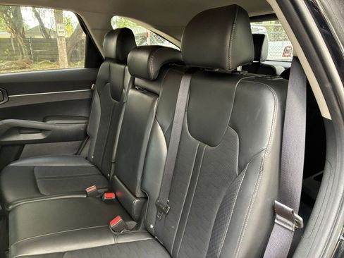 Used 2024 Kia Sorento S FWD image 38