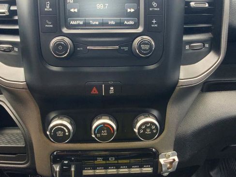 Used 2019 RAM 3500 Tradesman w/ Chrome Appearance Group AWD/4WD image 11