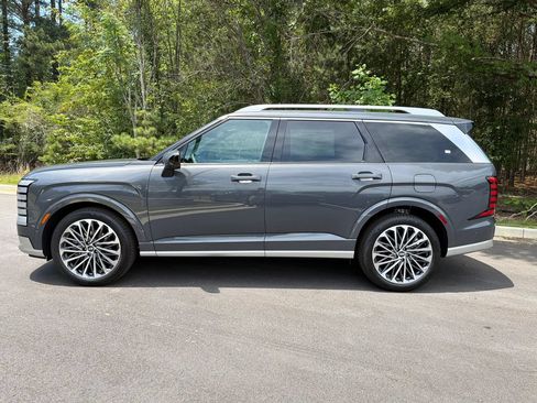 New 2026 Hyundai Palisade Calligraphy AWD/4WD image 2