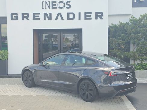 Used 2025 Tesla Model 3 Long Range RWD image 4