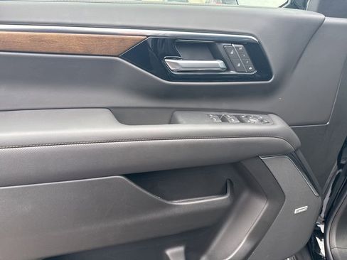 New 2026 Chevrolet Suburban High Country w/ Sun And Tow Package image 16