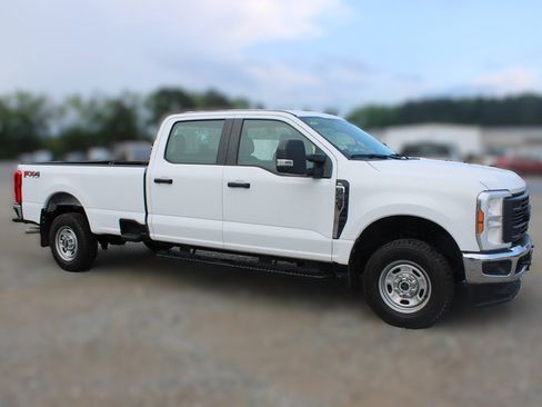 Used 2024 Ford F250 XL w/ XL Chrome Package AWD/4WD image 5