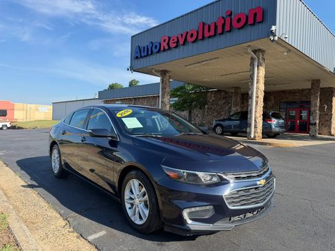 Used 2016 Chevrolet Malibu LT FWD image 1
