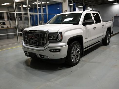 Used 2017 GMC Sierra 1500 Denali image 1