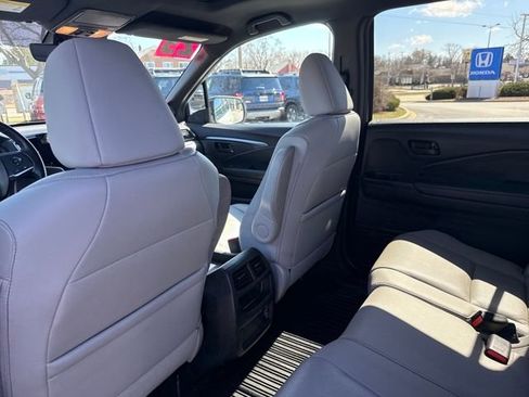 Certified 2023 Honda Passport EX-L image 21