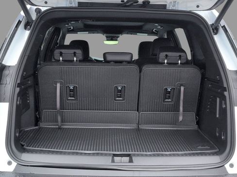 New 2026 GMC Acadia Elevation w/ Black Edition FWD image 5