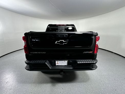 Used 2024 Chevrolet Silverado 1500 ZR2 w/ Technology Package image 39