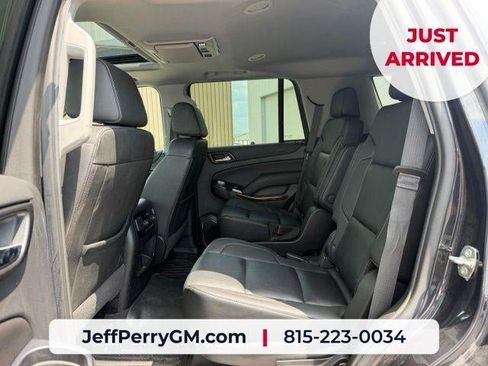 Used 2020 GMC Yukon SLT w/ Premium Edition AWD/4WD image 13