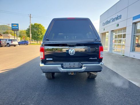 Used 2024 RAM 2500 Tradesman w/ Chrome Appearance Group AWD/4WD image 6