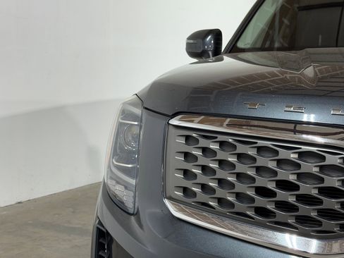 Used 2021 Kia Telluride LX FWD image 10