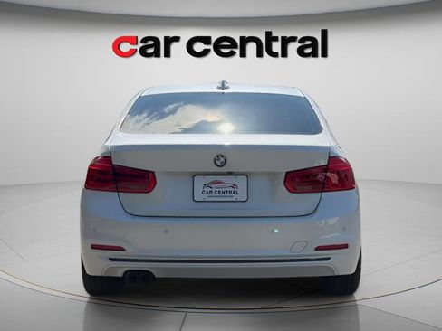 Used 2016 BMW 328i xDrive Sedan AWD/4WD image 4