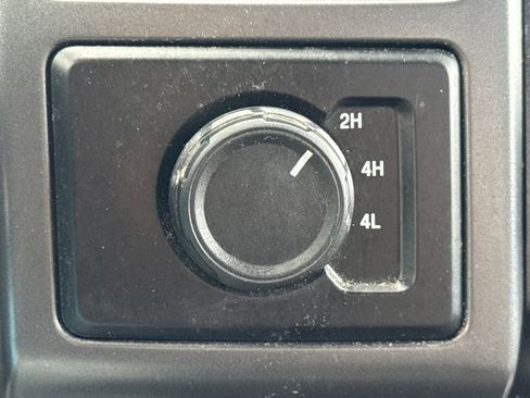 Used 2019 Ford F150 XLT w/ Equipment Group 302A Luxury AWD/4WD image 37