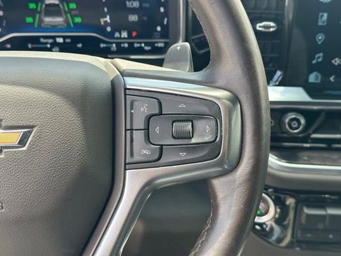 Certified 2022 Chevrolet Silverado 1500 LTZ w/ Technology Package AWD/4WD image 5