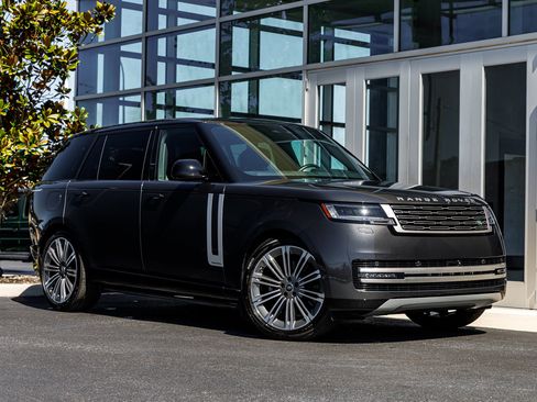 Used 2025 Land Rover Range Rover Long Wheelbase Autobiography image 42