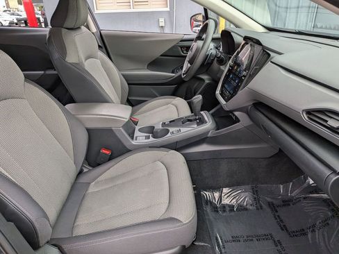 Used 2024 Subaru Crosstrek 2.0i Premium image 31