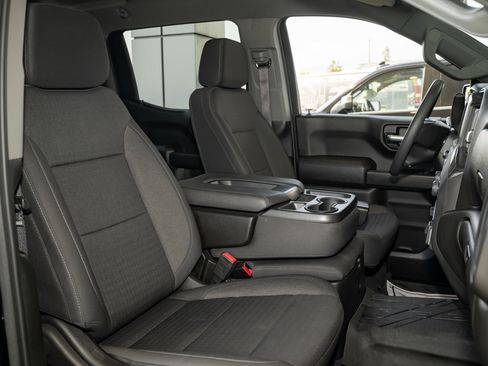 Used 2023 Chevrolet Silverado 1500 Custom image 39