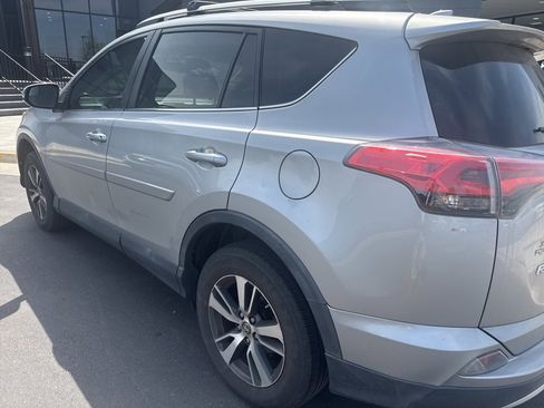 Used 2016 Toyota RAV4 XLE image 4