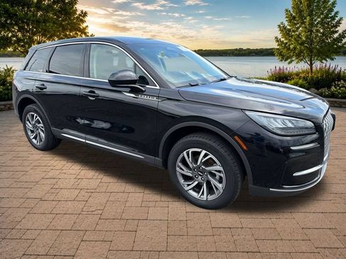 Used 2024 Lincoln Corsair FWD image 11