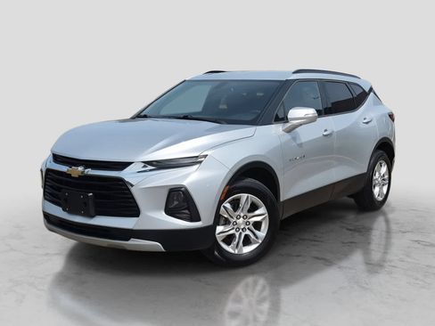 Used 2020 Chevrolet Blazer LT FWD image 1