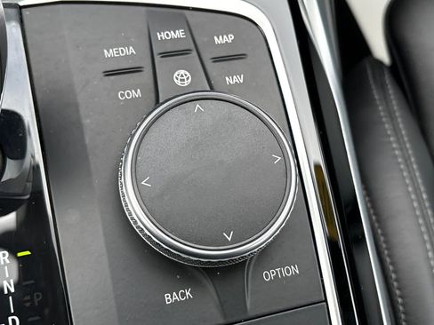 Used 2019 BMW 330i xDrive Sedan w/ Convenience Package image 20