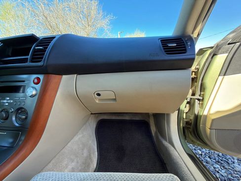 Used 2005 Subaru Outback 2.5i image 5