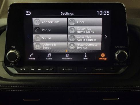 Used 2021 Nissan Rogue SV FWD image 25