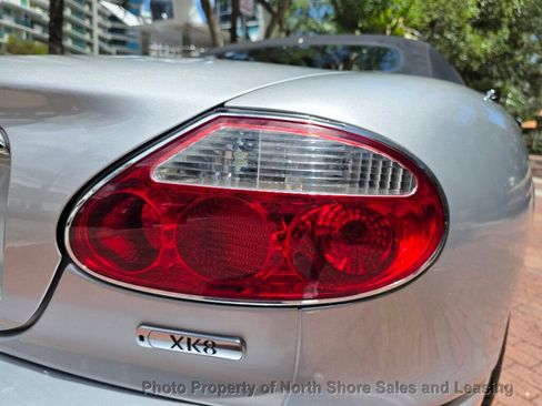Used 2005 Jaguar XK8 Convertible RWD image 17