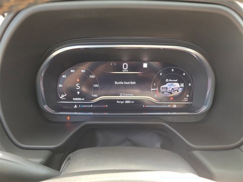 Used 2023 GMC Yukon AT4 w/ Technology Package image 30