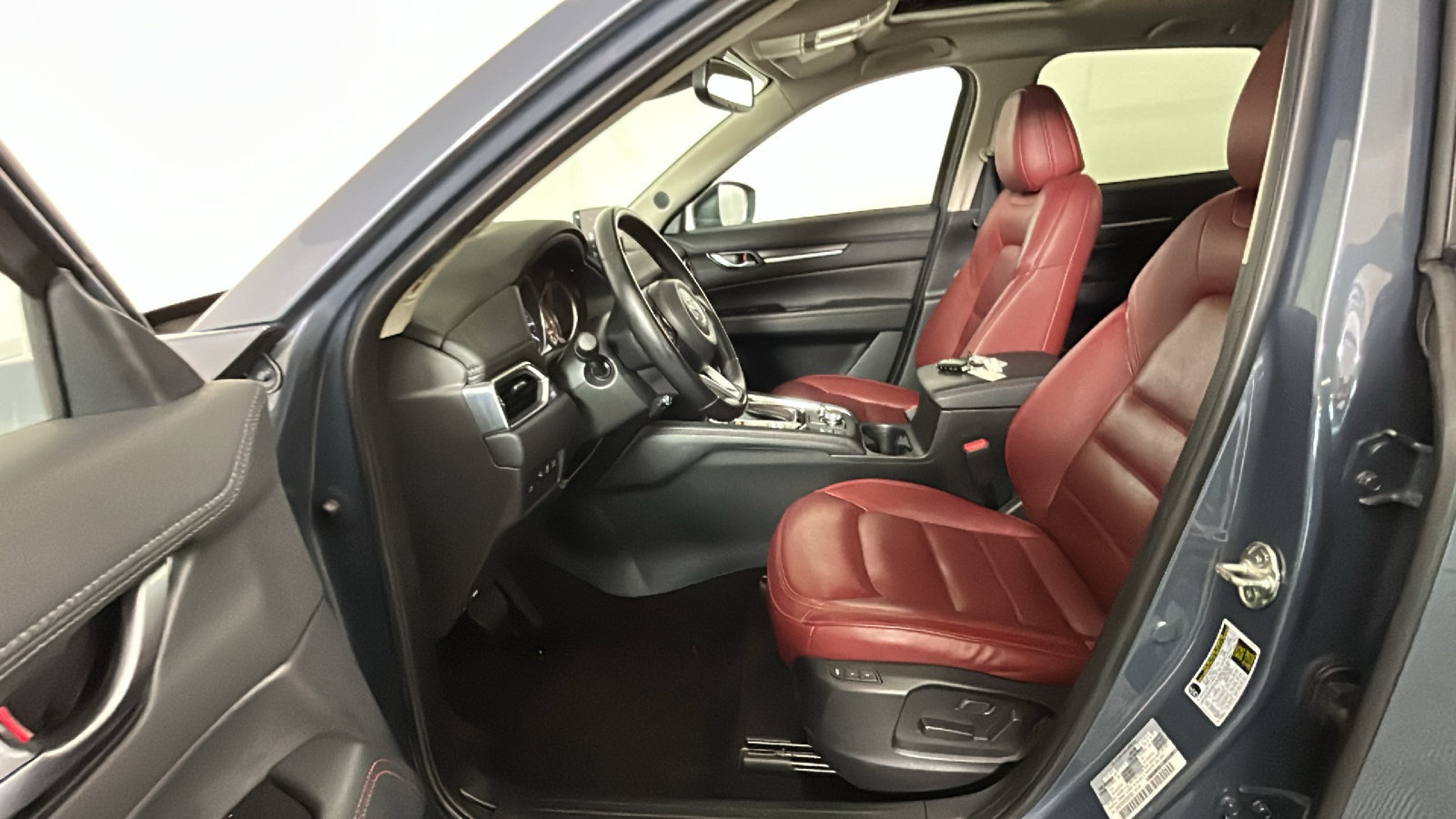 Used 2025 MAZDA CX-5 Carbon Edition AWD/4WD image 13