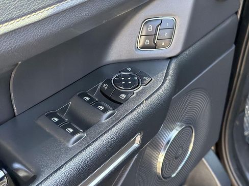 Used 2024 Ford Expedition Max XLT RWD image 22