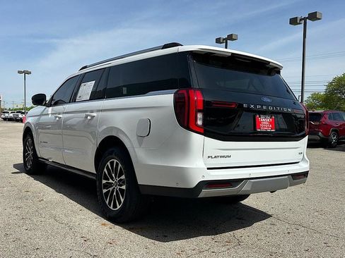 Used 2025 Ford Expedition Max Platinum AWD/4WD image 3