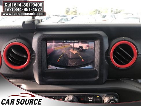 Used 2020 Jeep Wrangler Unlimited Sahara w/ Cold Weather Group image 18