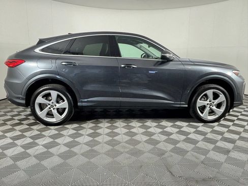 Used 2025 Audi Q5 Premium Plus w/ Premium Plus AWD/4WD image 9