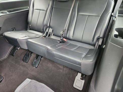 Used 2023 Ford Expedition Max XLT image 29