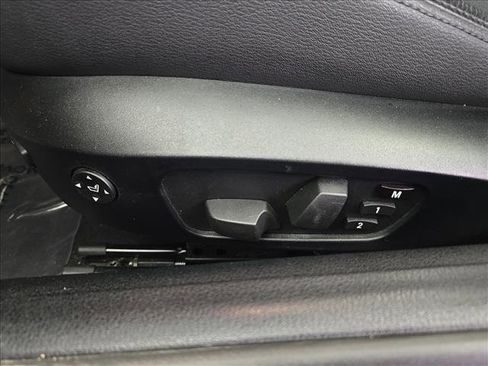 Used 2015 BMW Z4 sDrive28i image 15