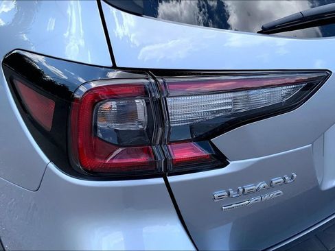 Used 2025 Subaru Outback Limited AWD/4WD image 22