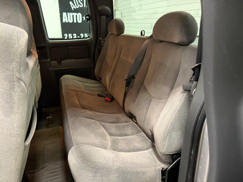 Used 2007 Chevrolet Silverado 1500 LT w/ Extended Cab Value Package RWD image 16