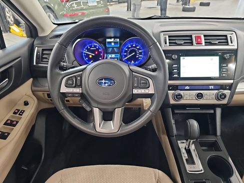 Used 2017 Subaru Outback 2.5i Premium AWD/4WD image 13