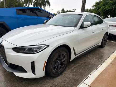 Certified 2024 BMW i4 eDrive35 RWD image 1