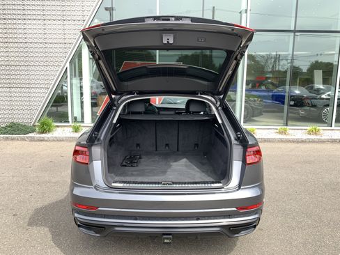 Certified 2023 Audi Q8 Prestige w/ Prestige Package AWD/4WD image 19