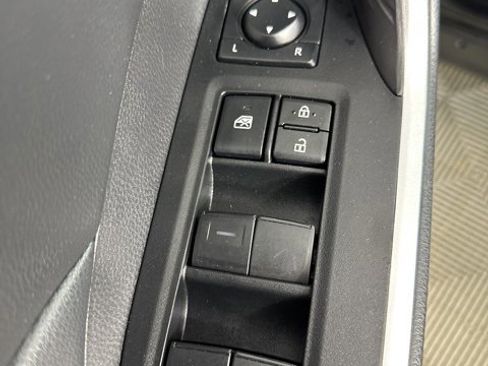 Used 2023 Toyota RAV4 LE image 24