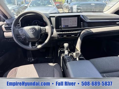 Used 2025 Toyota Camry LE FWD image 14