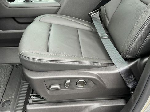 New 2025 GMC Sierra 1500 Denali w/ Denali Reserve Package image 17