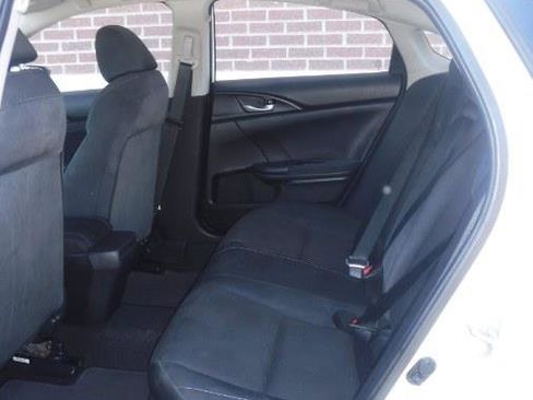 Used 2019 Honda Insight EX image 17