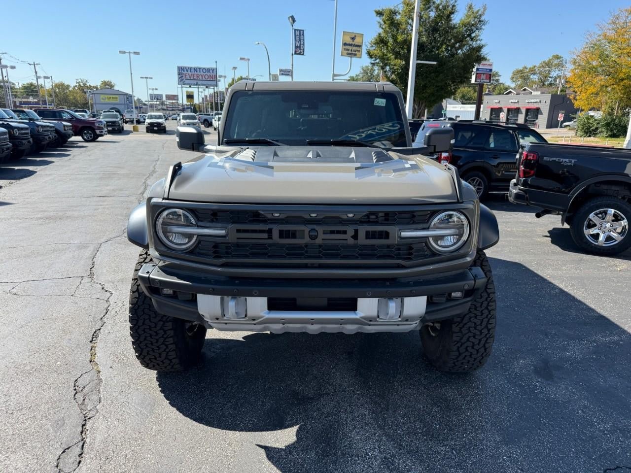 Used 2025 Ford Bronco Raptor w/ Interior Carbon Fiber Pack AWD/4WD image 6
