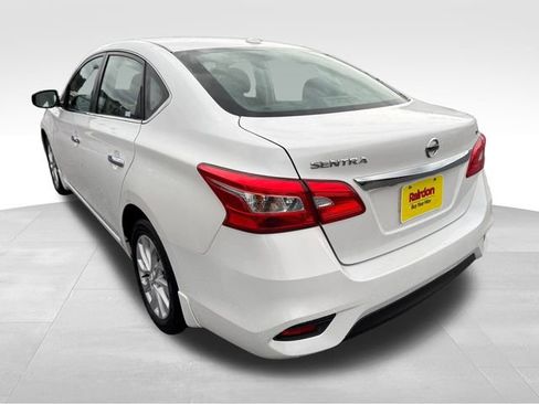 Used 2018 Nissan Sentra SV image 6