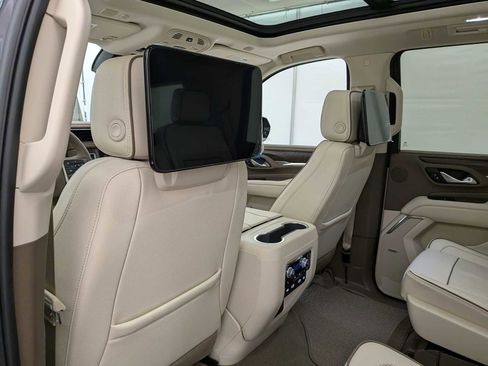 Certified 2024 GMC Yukon Denali w/ Advanced Technology Package image 21