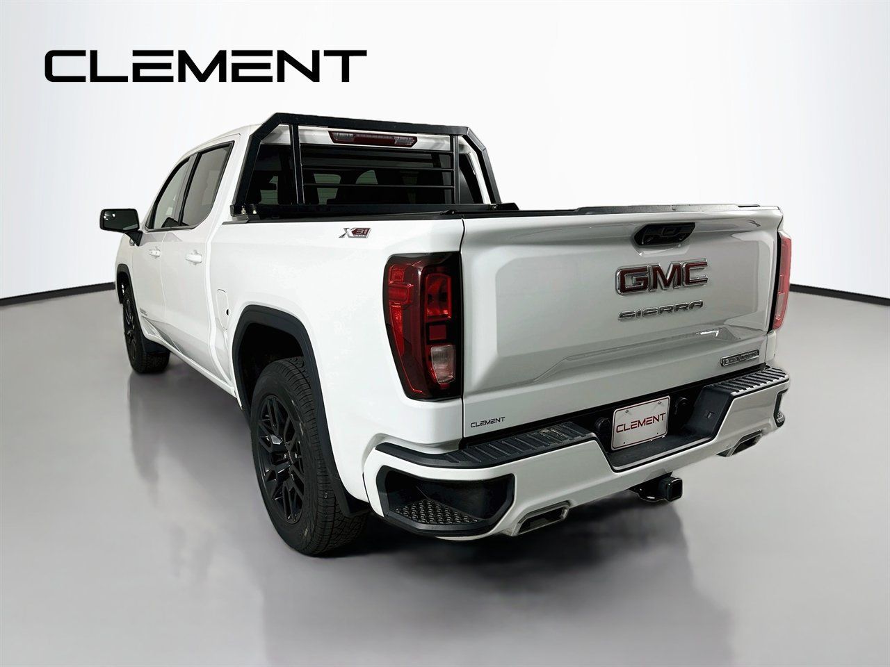 Used 2023 GMC Sierra 1500 Elevation AWD/4WD image 10
